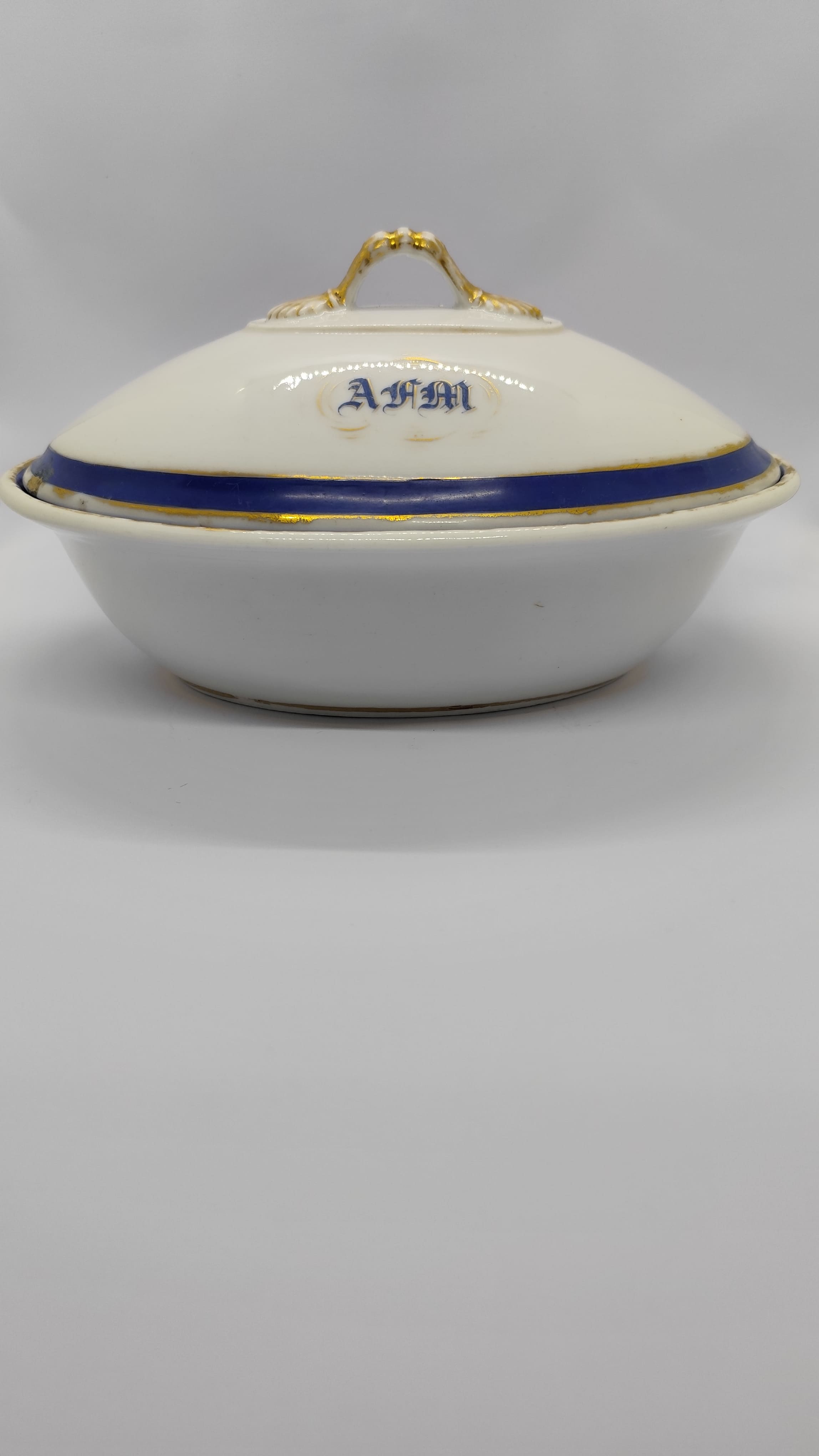 Terrina em porcelana francesa Velho Paris