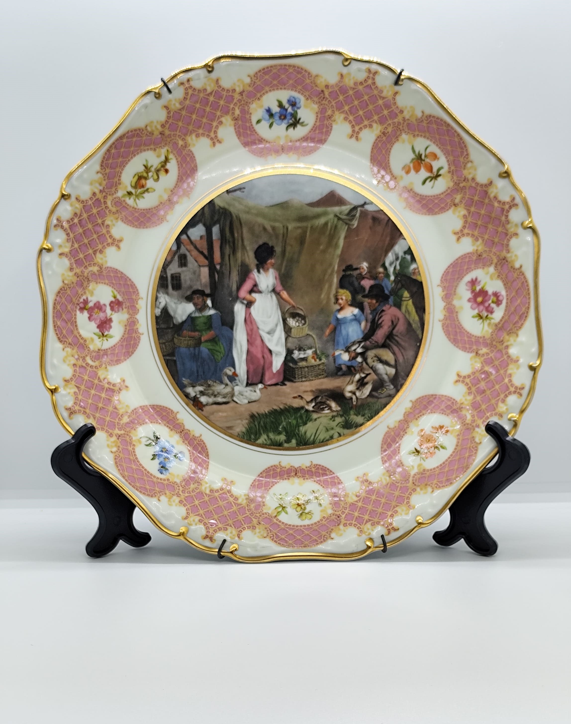 Medalhão em porcelana.